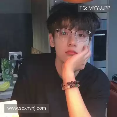 窦芸昀